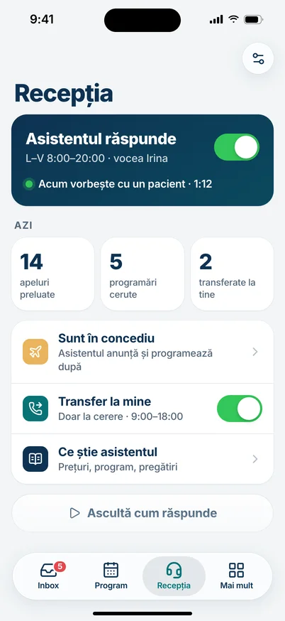 Ecranul Recepția, cu comutatorul asistentului pornit și cifrele zilei.