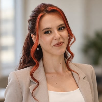 Loredana Vale, editorul Profilmedic
